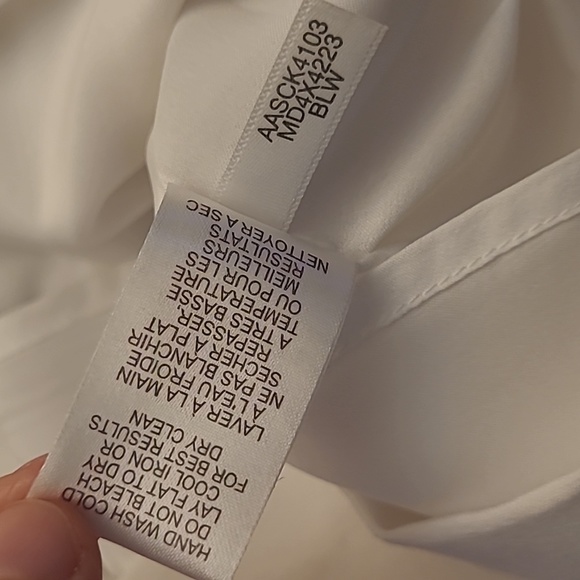 LIKE NEW Marc New York Andrew Mark Black/White Colorblocked Cap Sleeved Dress - Picture 11 of 13